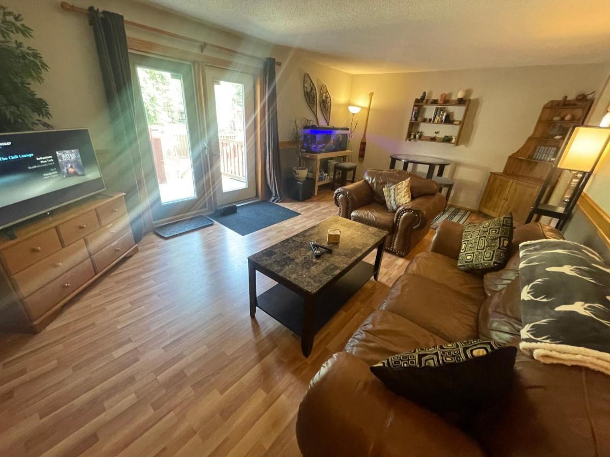 Blaeberry Valley Vacation Rentals Golden Extérieur photo