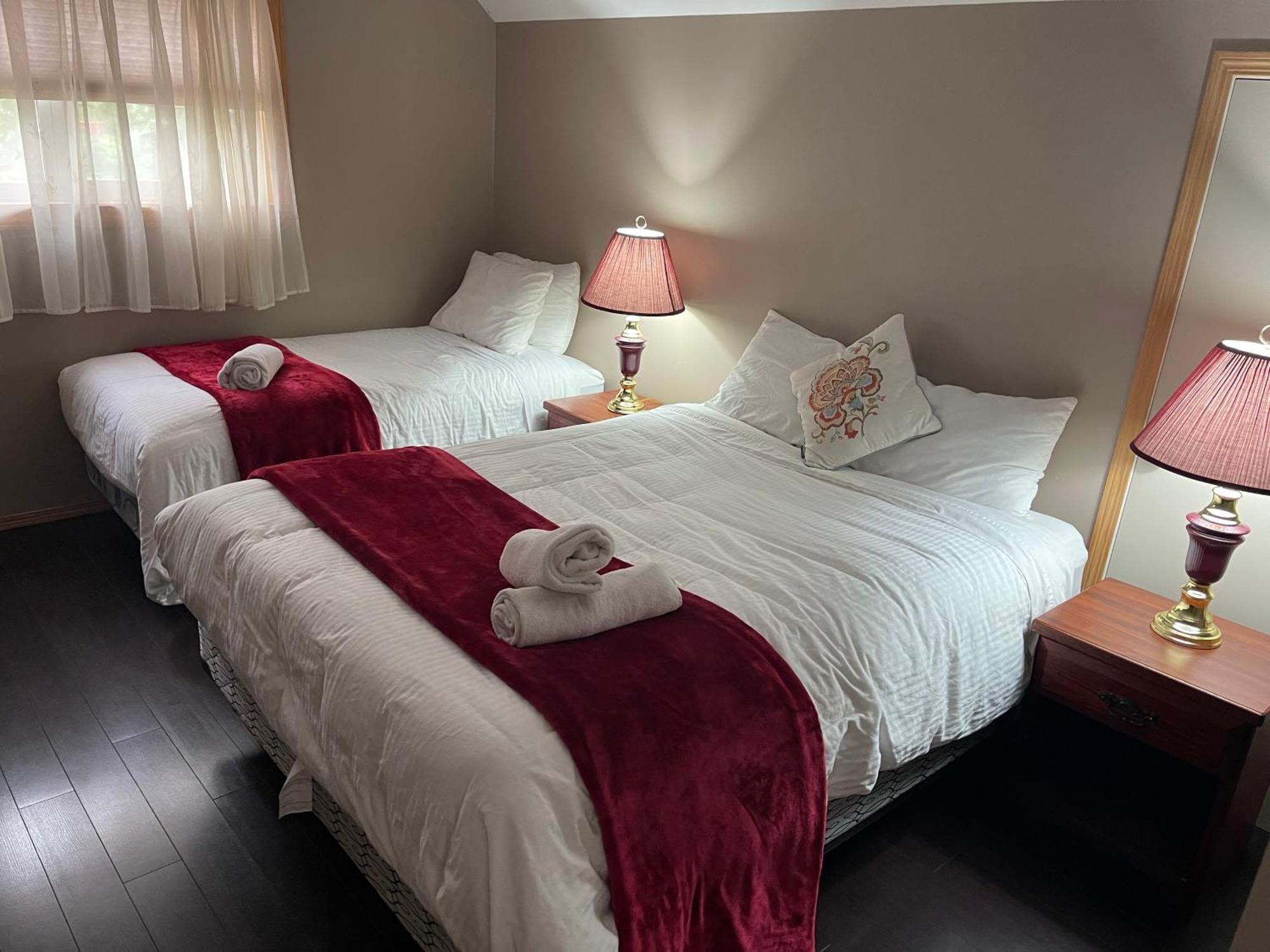 Blaeberry Valley Vacation Rentals Golden Extérieur photo