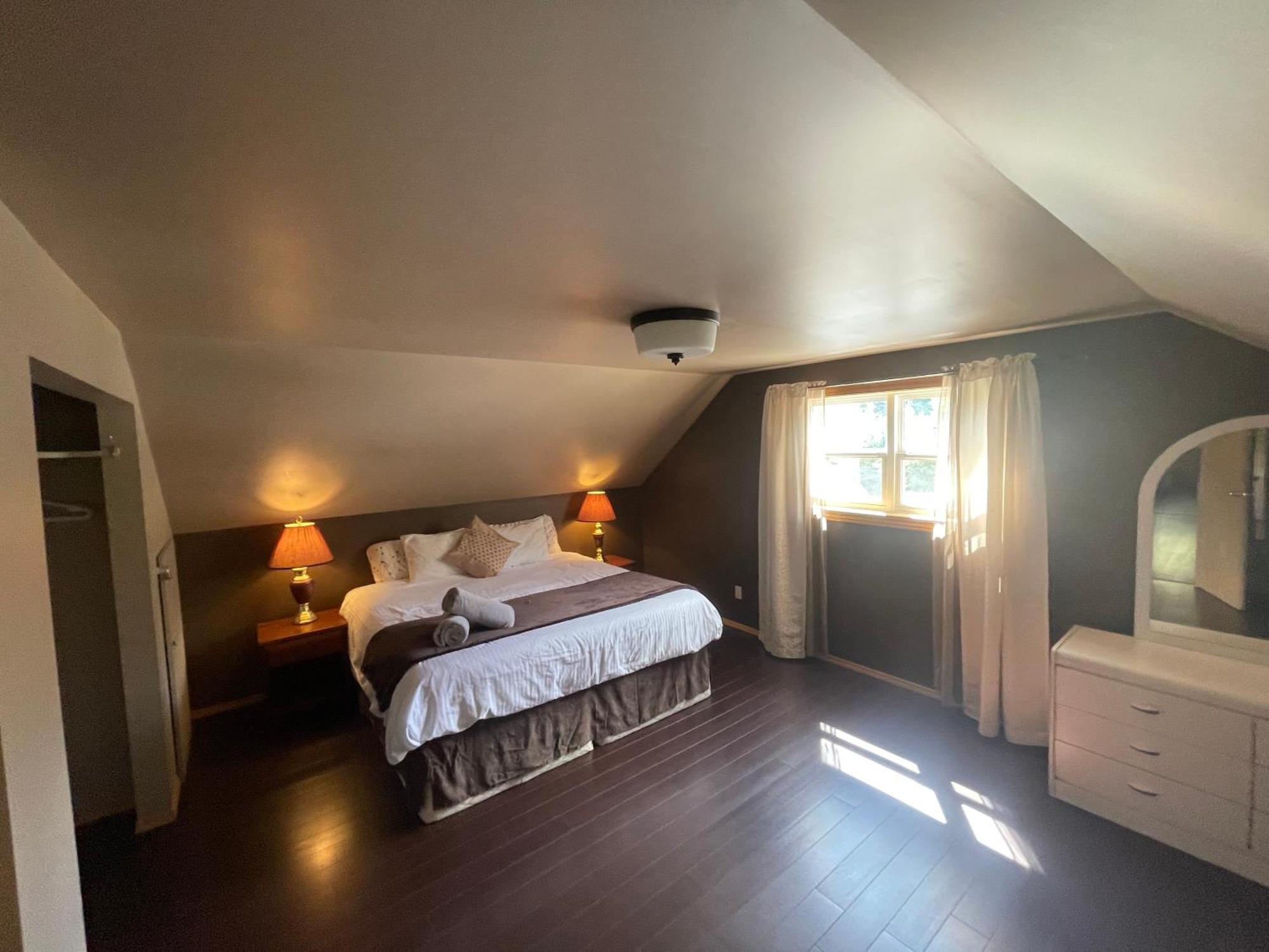 Blaeberry Valley Vacation Rentals Golden Extérieur photo